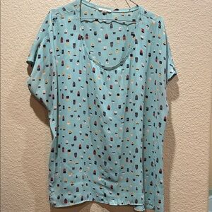 Pleione Aqua Geometric Short Sleeve Top